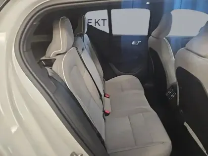 Photo 9 Volvo Xc40  Recharge 231ch Ultimate EDT