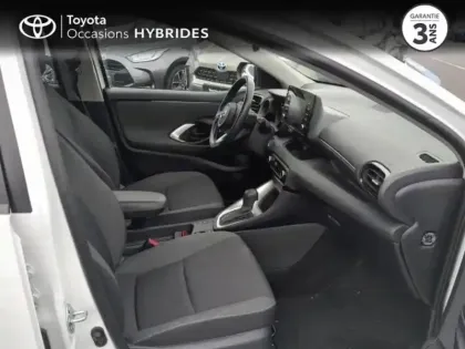 Photo 5 Toyota Yaris  116h Design 5p