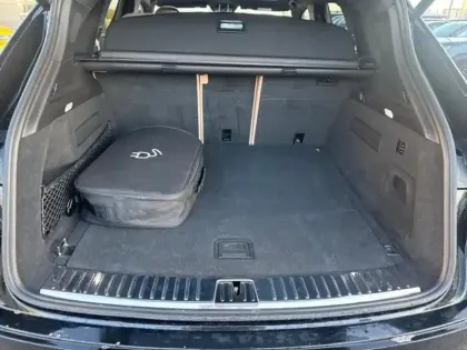 Photo 12 Porsche Cayenne  3.0 V6 462ch E-Hybrid Platinum Edition