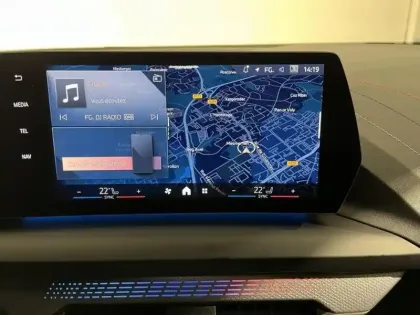 Photo 13 BMW Serie 1 Série 1 116A 122ch M Sport Design DKG7