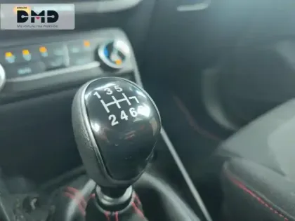 Photo 8 Ford Fiesta Gén. V Ph2 ST-Line 5