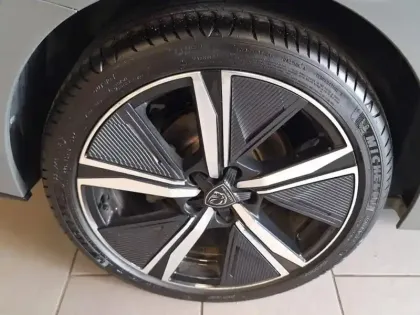 Photo 9 Peugeot 308  SW 1.5 BlueHDi 130ch S&S GT EAT8