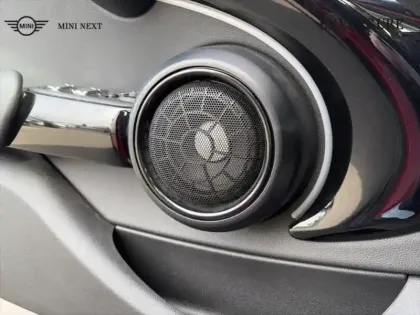 Photo 10 Mini Mini  5 Portes Cooper 136ch Edition Premium Plus BVA7