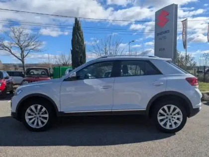 Photo 8 Volkswagen T-roc  1.5 TSI EVO 150ch Carat Euro6d-T