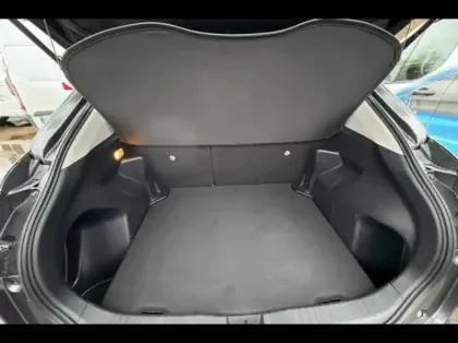 Photo 11 Toyota Yaris  Cross 116h Design AWD-i MY21