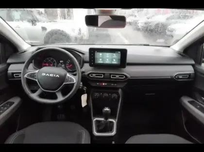 Photo 8 Dacia Jogger  1.0 ECO-G 100ch Expression 5 places