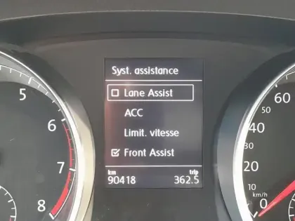 Photo 10 Volkswagen Golf Sportsvan  1.0 TSI 115ch BlueMotion Technology Connect Euro6d-T