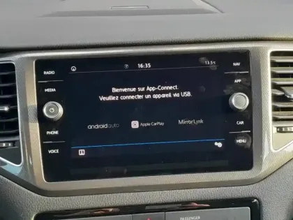 Photo 9 Volkswagen Golf Sportsvan  1.0 TSI 115ch BlueMotion Technology Connect Euro6d-T