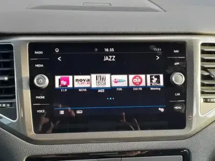 Photo 8 Volkswagen Golf Sportsvan  1.0 TSI 115ch BlueMotion Technology Connect Euro6d-T