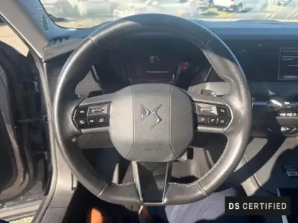 Photo 13 DS DS 4  E-TENSE 225ch Trocadero