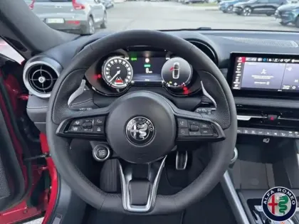 Photo 13 Alfa Romeo Tonale  1.5 Ibrida 175ch Veloce TCT