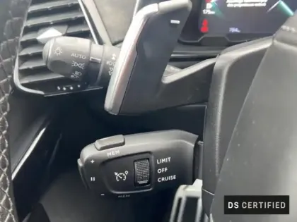 Photo 16 DS DS 7  Crossback E-TENSE 4x4 300ch Grand Chic