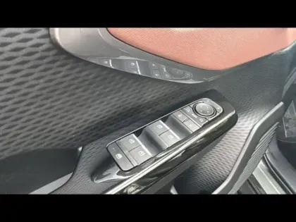 Photo 14 Suzuki Vitara  174ch 61kWh Style