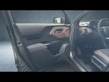 Photo 13 Suzuki Vitara  174ch 61kWh Style