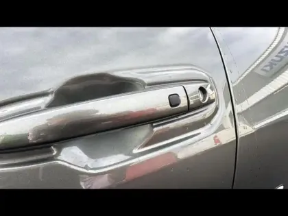 Photo 11 Suzuki Vitara  174ch 61kWh Style