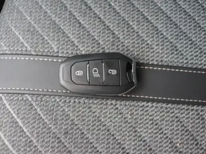 Photo 14 Peugeot 208  1.2 100ch S&S Allure