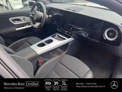 Photo 12 Mercedes CLA  200 183ch AMG Line 8G-eDCT