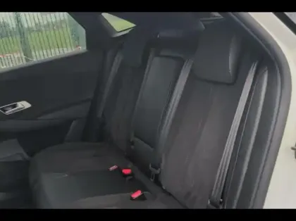 Photo 10 DS Ds 7  Crossback BlueHDi 130ch Performance Line + Automatique 139g