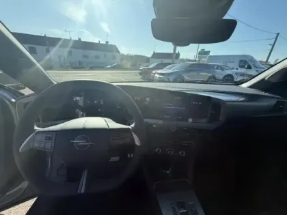 Photo 14 Opel Mokka  1.2 Turbo Hybrid 145ch Ultimate e-DCT6