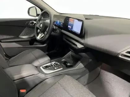 Photo 5 BMW Serie 1 Série 1 116A 122ch M Sport Design DKG7