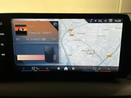 Photo 10 BMW Serie 1 Série 1 116A 122ch M Sport Design DKG7