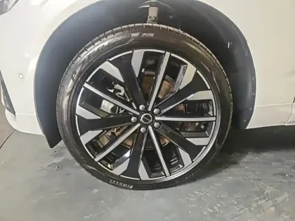 Photo 11 Volvo Xc60  T6 Hybride Rechargeable 350ch Ultra Style Dark Geartronic 8 AWD