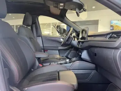 Photo 14 Ford Kuga  2.5 Duratec 243ch Hybride Rechargeable ST-Line X Powershift