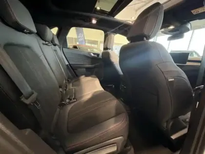 Photo 11 Ford Kuga  2.5 Duratec 243ch Hybride Rechargeable ST-Line X Powershift