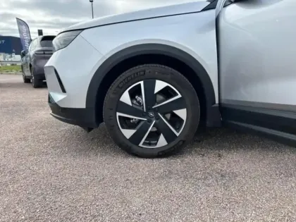 Photo 10 Opel Grandland  1.2 Turbo Hybrid 145ch GS e-DCT6