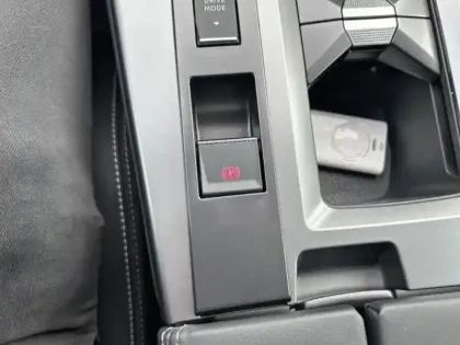 Photo 11 Opel Grandland  1.2 Turbo Hybrid 145ch GS e-DCT6