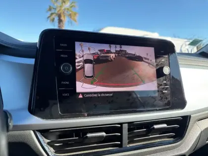 Photo 14 Volkswagen T-roc  1.0 TSI 110 Start/Stop BVM6