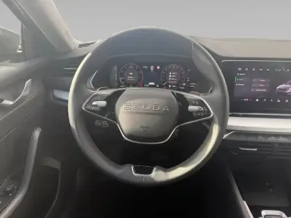 Photo 11 Skoda Octavia  1.5 TSI Hybrid 150 ch ACT DSG7