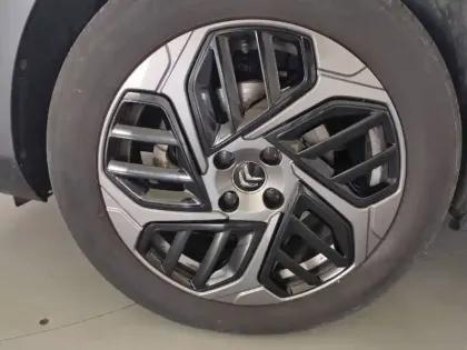 Photo 63 Citroën C4 Gén. III Ph1 C-Series 5