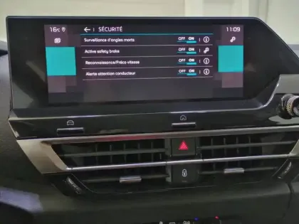 Photo 41 Citroën C4 Gén. III Ph1 C-Series 5