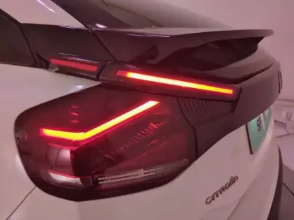 Photo 36 Citroën C4 Gén. III Ph1 C-Series 5