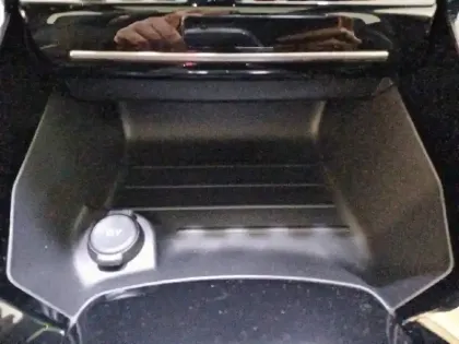 Photo 57 Peugeot 208  PureTech 100 S&S BVM6