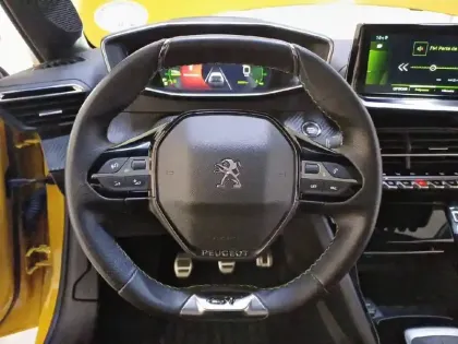 Photo 8 Peugeot 208  PureTech 100 S&S BVM6