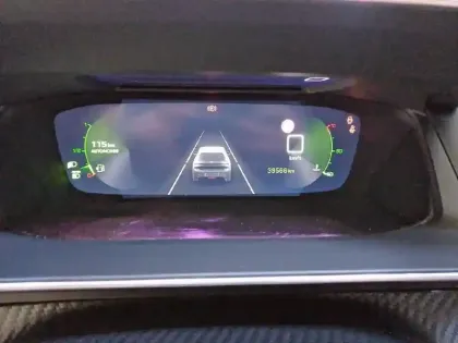 Photo 38 Peugeot 208  PureTech 100 S&S BVM6