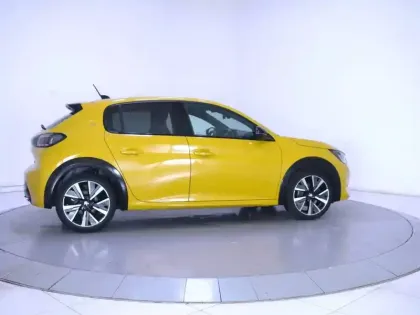 Photo 33 Peugeot 208  PureTech 100 S&S BVM6