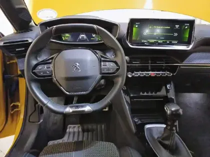 Photo 7 Peugeot 208  PureTech 100 S&S BVM6