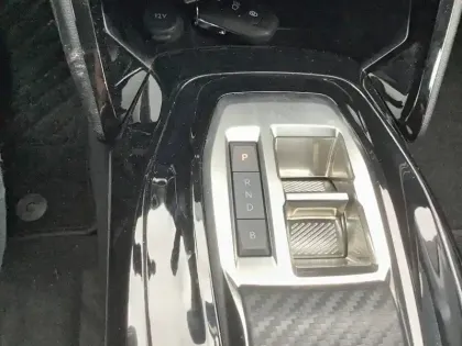 Photo 13 Peugeot 208  Electrique 54 kWh 156ch