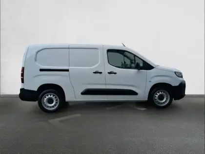 Photo 43 Peugeot Partner  FOURGON XL 950 KG BLUEHDI 130 S&S EAT8