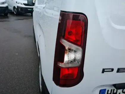 Photo 56 Peugeot Partner  FOURGON XL 950 KG BLUEHDI 130 S&S EAT8