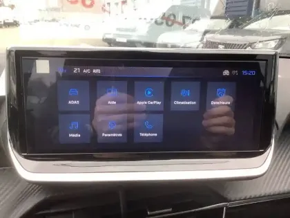 Photo 18 Peugeot 208  Hybrid 110 e-DCS6