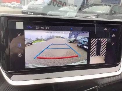 Photo 19 Peugeot 208  Hybrid 110 e-DCS6