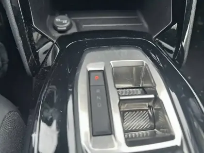 Photo 13 Peugeot 208  Hybrid 110 e-DCS6