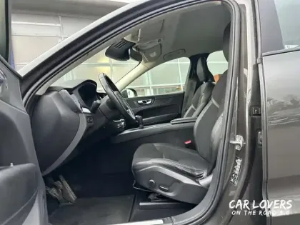 Photo 9 Volvo Xc60  D3 AdBlue 150 ch