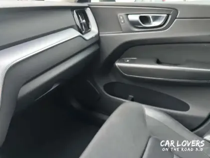 Photo 24 Volvo Xc60  D3 AdBlue 150 ch