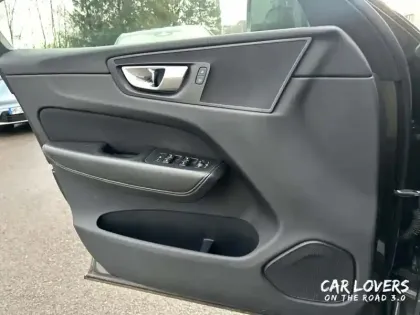 Photo 15 Volvo Xc60  D3 AdBlue 150 ch