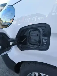 Photo 31 Opel Vivaro E- FGN 136 CH M 75 KWH